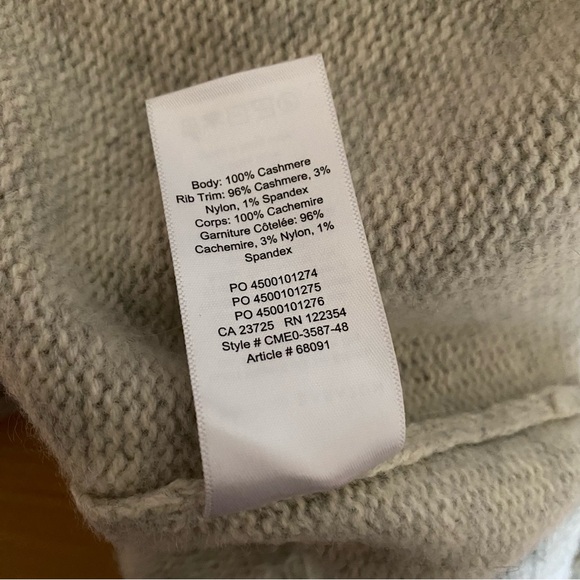 Aritzia the group by babaton luxe cashmere hoodie light heather grey - Picture 10 of 11